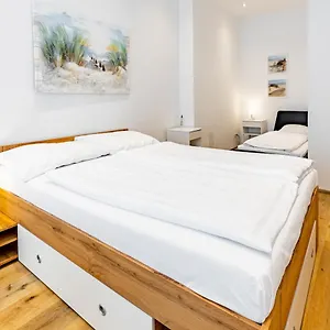 Budget West With Shared Kitchen Apartamento Viena